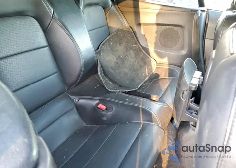 2019 Ford Mustang z USA, uszkodzony, nr VIN 1FATP8UH4K5171076